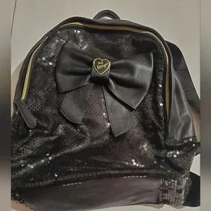 VTG BETSEY & Johnson Like NEW Black Sequin Backpack with Bow Betsey Johnson | Bags | Betsey Johnson Small Logo Backpack  main image 2